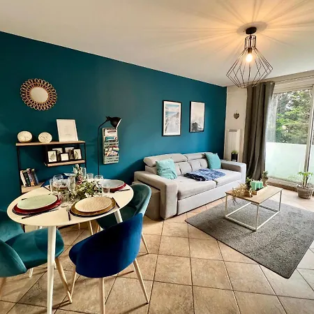 Appt De Charme Nord - Balcon - -commerces - Ferry